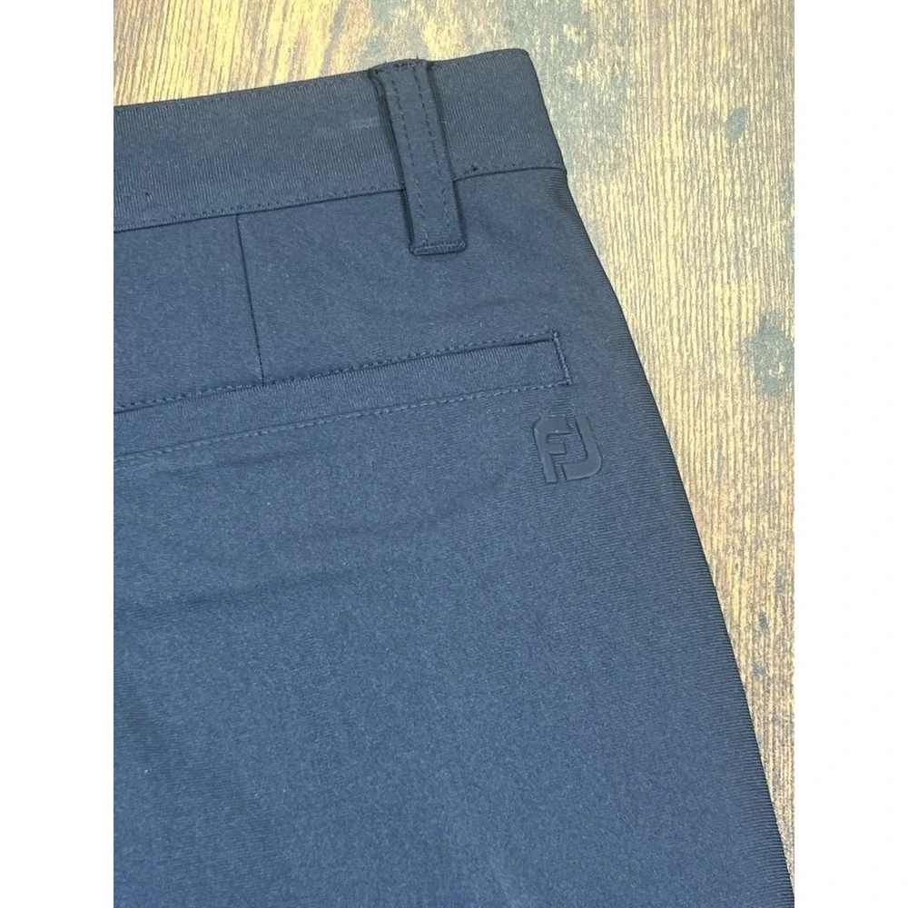 FootJoy FJ Men's Golf Shorts Black Size 30 Performance Flat Front 9